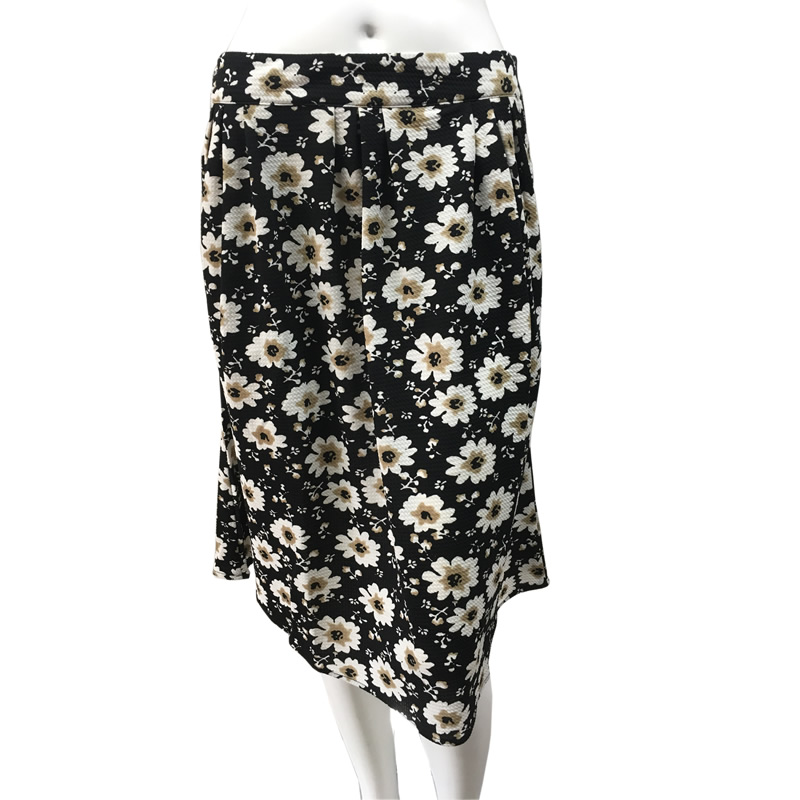 MIKAROSE Daisy Print Full Skirt- Black